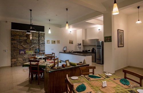 Bandipur Hotel | Dholes Den Bandipur