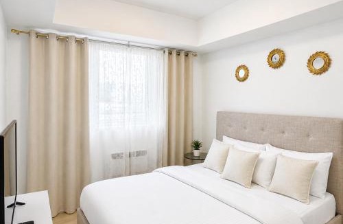 San Fernando Apartment | Double Deluxe Room with Mount Arayat View at Azure North San Fernando Pampanga