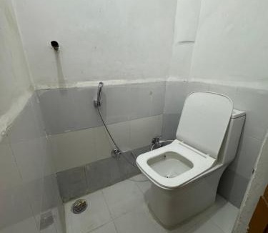 Allahabad House | Double room with balcony