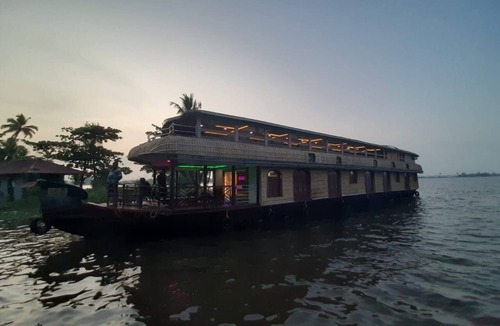 Alappuzha Boat Rental | Dream houseboat Alappuzha Kerala
