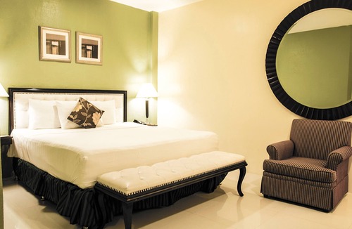 Ilagan Hotel | Dreamwave Hotel Ilagan