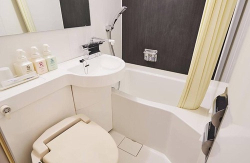 Urayasu Hotel | Economy Twin NonSmoking Welcome drink and VOD v/Urayasu Chiba