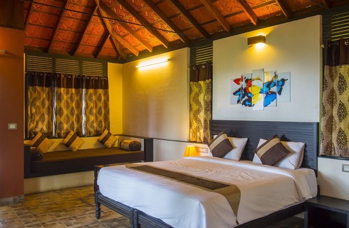 Amalavayal Hotel | Edakkal Hermitage