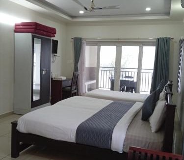 Elappara Villa | Edayan Meadows - 4-Bedroom Private Pool Villa in Vagamon