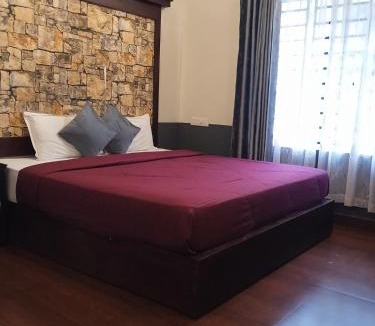 Elappara Villa | Edayan Meadows - 4-Bedroom Private Pool Villa in Vagamon