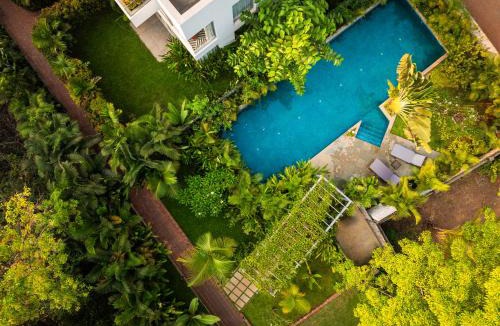 Assagao Apartment | El Rocio Estate 2bhk in Assagao with Common pool, Free Parking,8 min away from Vagator