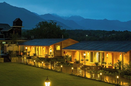 Kudal Villa | Elivaas Esh Cottage Willow | Hillside 1-room With Lush Garden, Common Pool Location