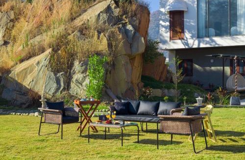 Bedla Villa | ELIVAAS Prive 5 BHK Kvanya Mansion with Pvt Pool & Home Theater