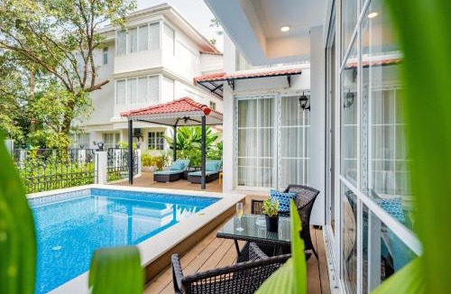 Assagao Villa | ELIVAAS Prive Suntuarios Casa Iris 4 BHK Getaway with Jacuzzi, Pvt Pool & Gazebo