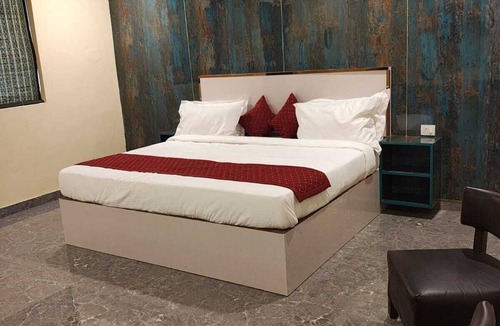 Sector 62 Other | Embrace Nature: Your Tranquil Farm Stay Awaits!