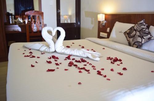 Kasaragod Hotel | Emirates Regency