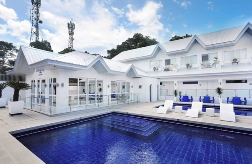 Los Banos Villa | Entire Santorini-inspired Hot Spring Villa in Los Baños - Good for 30 Persons