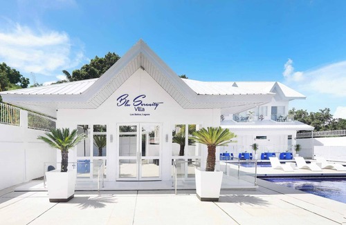 Los Banos Villa | Entire Santorini-inspired Hot Spring Villa in Los Baños - Good for 30 Persons