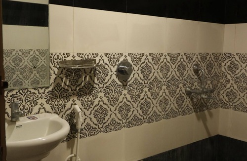 Theni Hotel | ES Residency