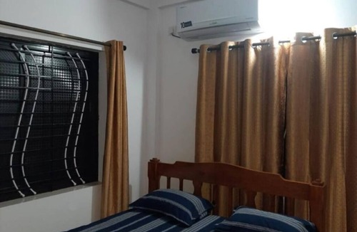 Gauravaddo House | Esha Apartment Calangute : Three-Bedroom House