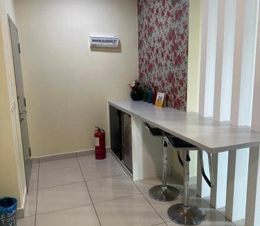 Bangi Sentral Apartment | Evo 24 free NETFLIX and WIFI