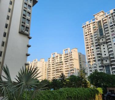 Indirapuram Apartment | Executive studio appartment