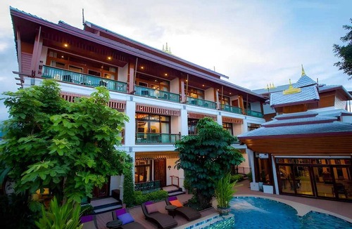 Old City House | Executive Triple Haven | Stylish & Spacious Stay