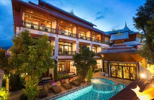 Old City House | Executive Triple Haven | Stylish & Spacious Stay