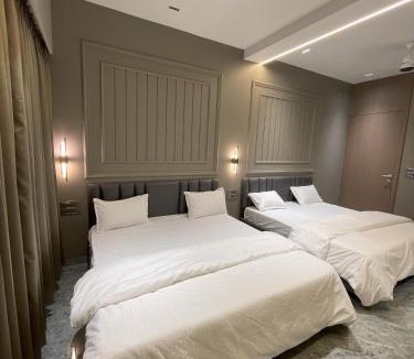 Chendhare House | Exotica Stays