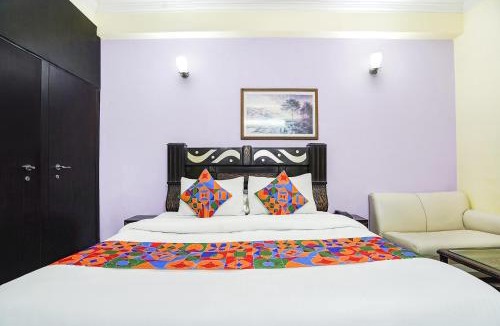 Sector 35 Hotel | FabExpress IVY Inn Sector 35