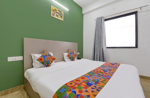 Sitapura Hotel | FabHotel Avondale - Sitapura