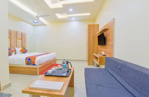 Gopalbari Hotel | Fabhotel Bohra International