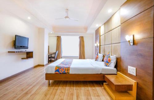 Ahmedabad Hotel | FabHotel Cambay Sapphire