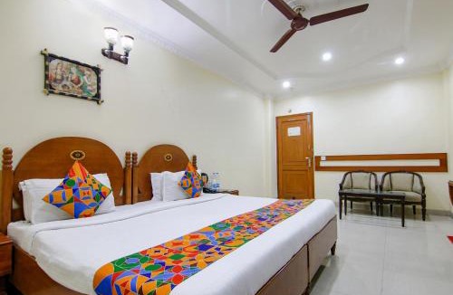 Jalandhar Hotel | FabHotel CS Jalandhar