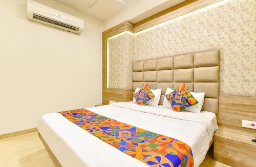 Ahmedabad Hotel | FabHotel Hill Park