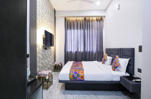 Sector 70 Hotel | Fabhotel Inn Of Joy