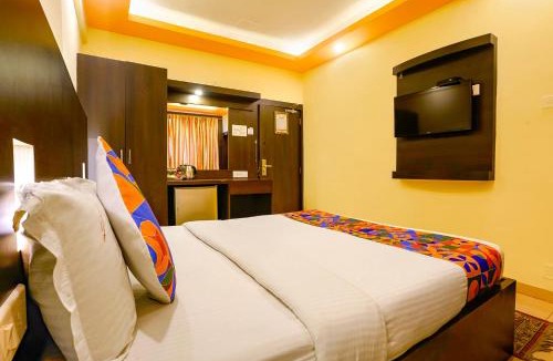 Altinho Hotel | Fabhotel Manoshanti - Nr Big Daddy Casino
