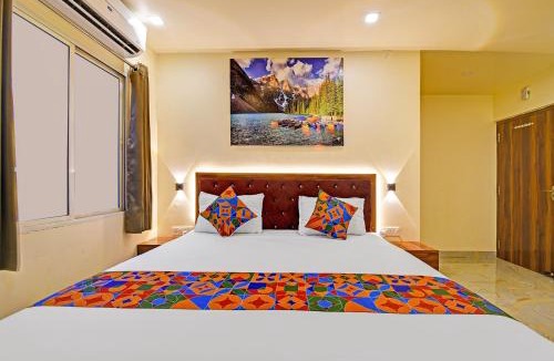 Patna Hotel | FabHotel RJ - Nr Patliputra Railway Station