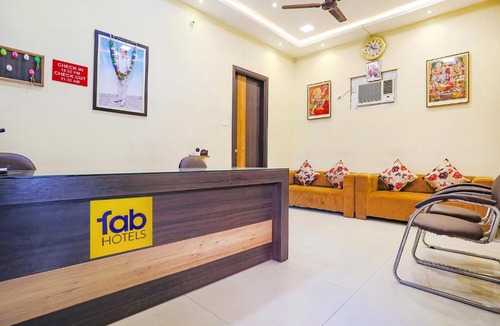 Kalyanpur Hotel | FabHotel SG Garden