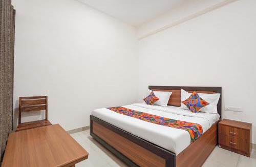 Noida Hotel | FabHotel Urban Villa