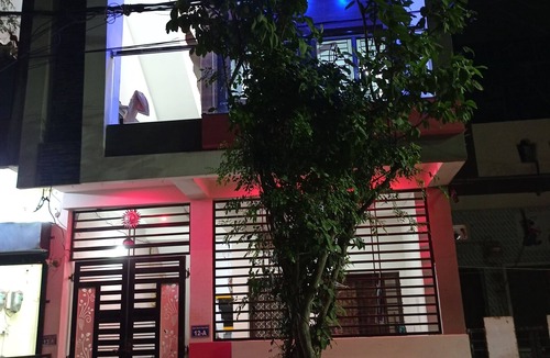 Ujjain Apartment | Family friendly Peaceful place away from market loud.