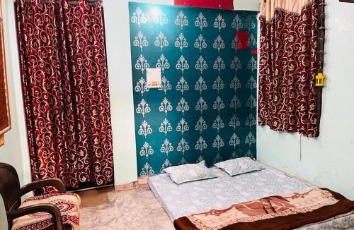 Allahabad Apartment | Family Home Stay