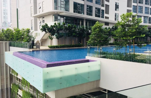 Bukit Bintang Apartment | Family Room 2R2B KL View 500mMRT Bukit Bintang