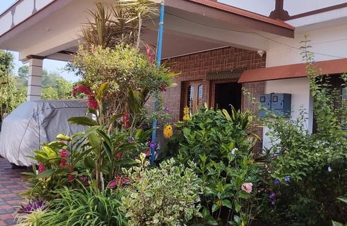 Madikeri House | Family stay in madikerin2 bedroom house