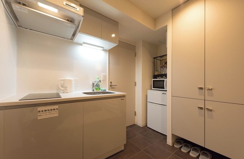 Nakano Apartment | Fare Metallo Hotel Tatami room 401- with AC, WiFi,bath in Nakano, Near Shinjyuku