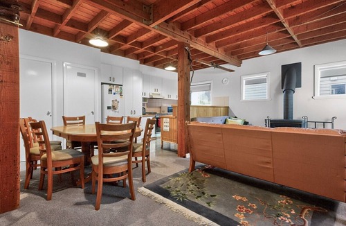 Dinner Plain Ski Chalet | Feathertop - Dinner Plain