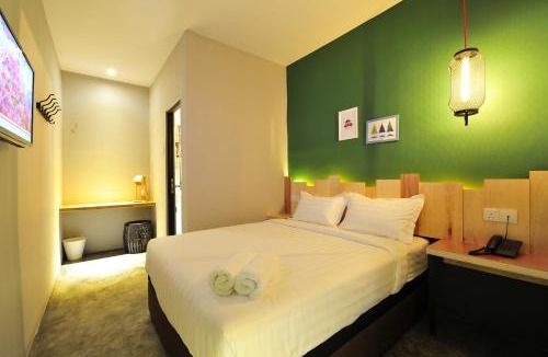 Taman Mahajaya Hostel | Finess Basic Hotel