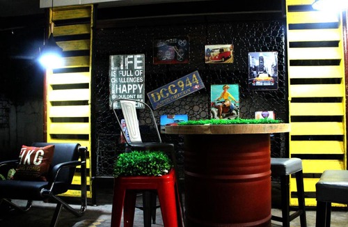 Lahug Hostel | Food District Hostel Cebu Central