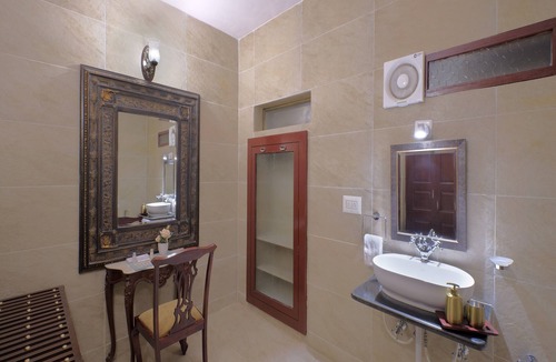 Dhariyawad Hotel | Fort Dhariyawad Heritage Hotel Udaipur