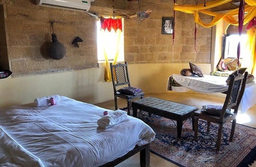 Amar Sagar Pol Hotel | Fort House Jaisalmer
