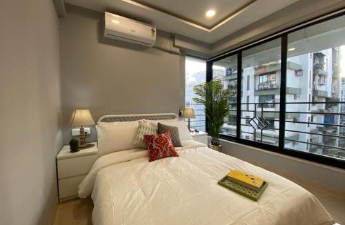 Bandra West Apartment | Fortune 603