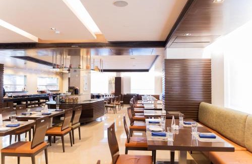 Ellis Bridge Hotel | Four Points by Sheraton Ahmedabad