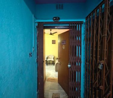 Dakshineswar Apartment | Fully furnished 2bhk apartment opposite Dakshineshwer Kali temple kolkata