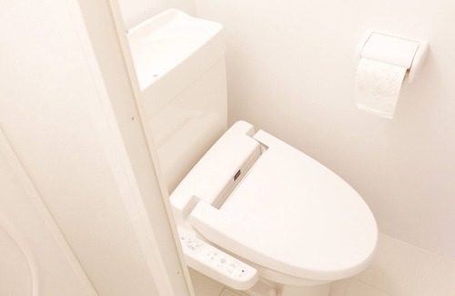 Nishijin Apartment | Fully renovated Nijo Castle, one detached house, two bathrooms each