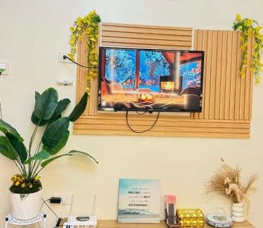 Minglanilla Apartment | Fyangz Mini Karaoke Condo Staycation